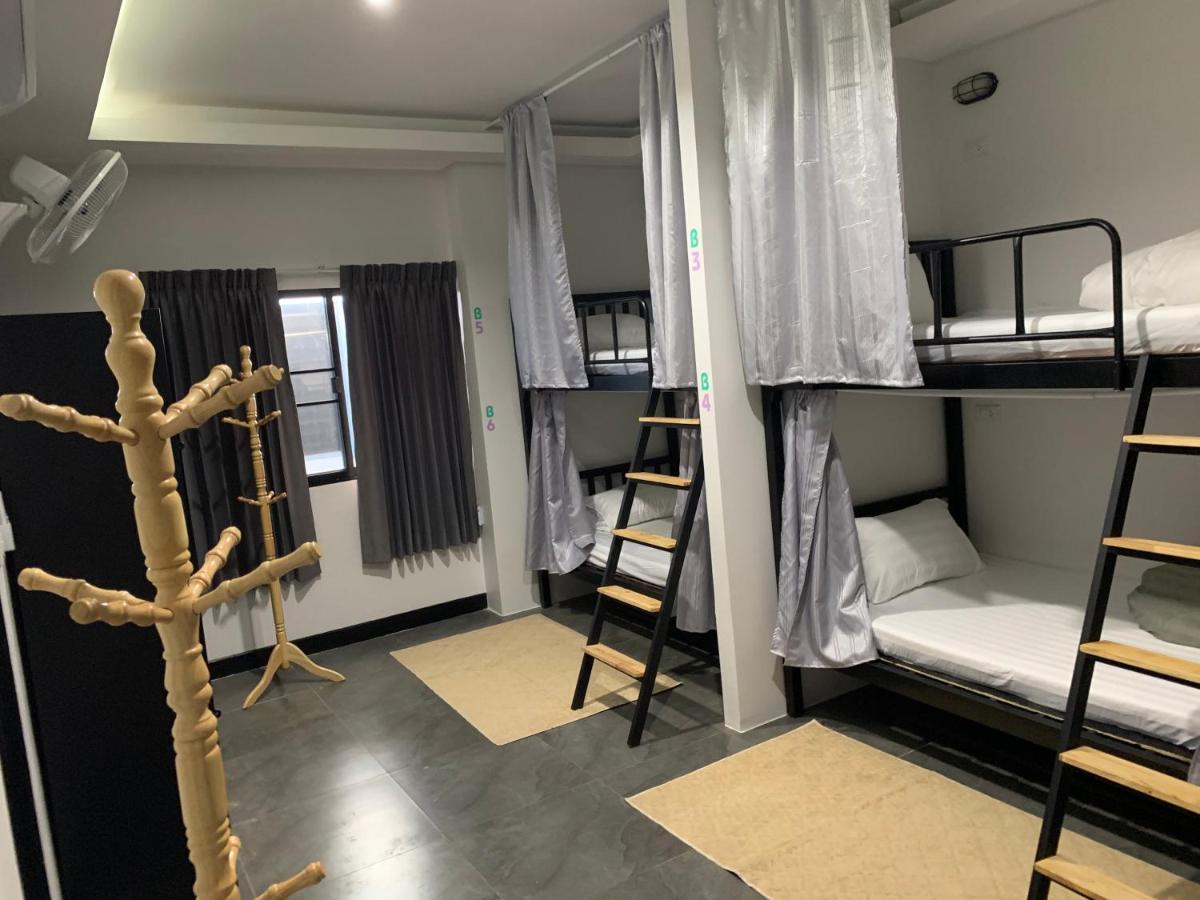 Youniverse Homestay Chiang Mai Esterno foto