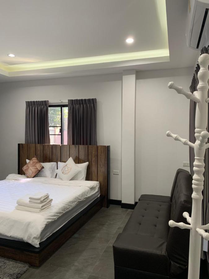 Youniverse Homestay Chiang Mai Esterno foto